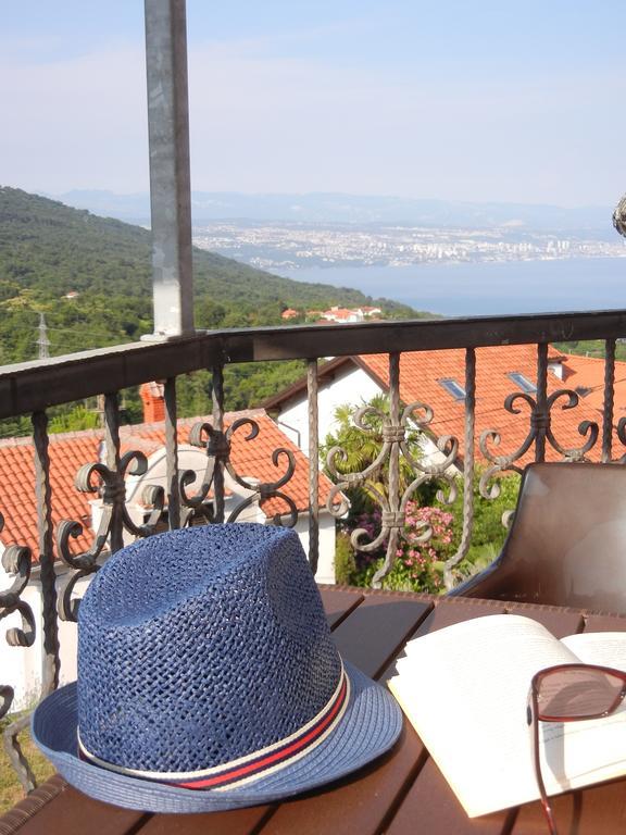 Villa Laurea Lovran Luaran gambar