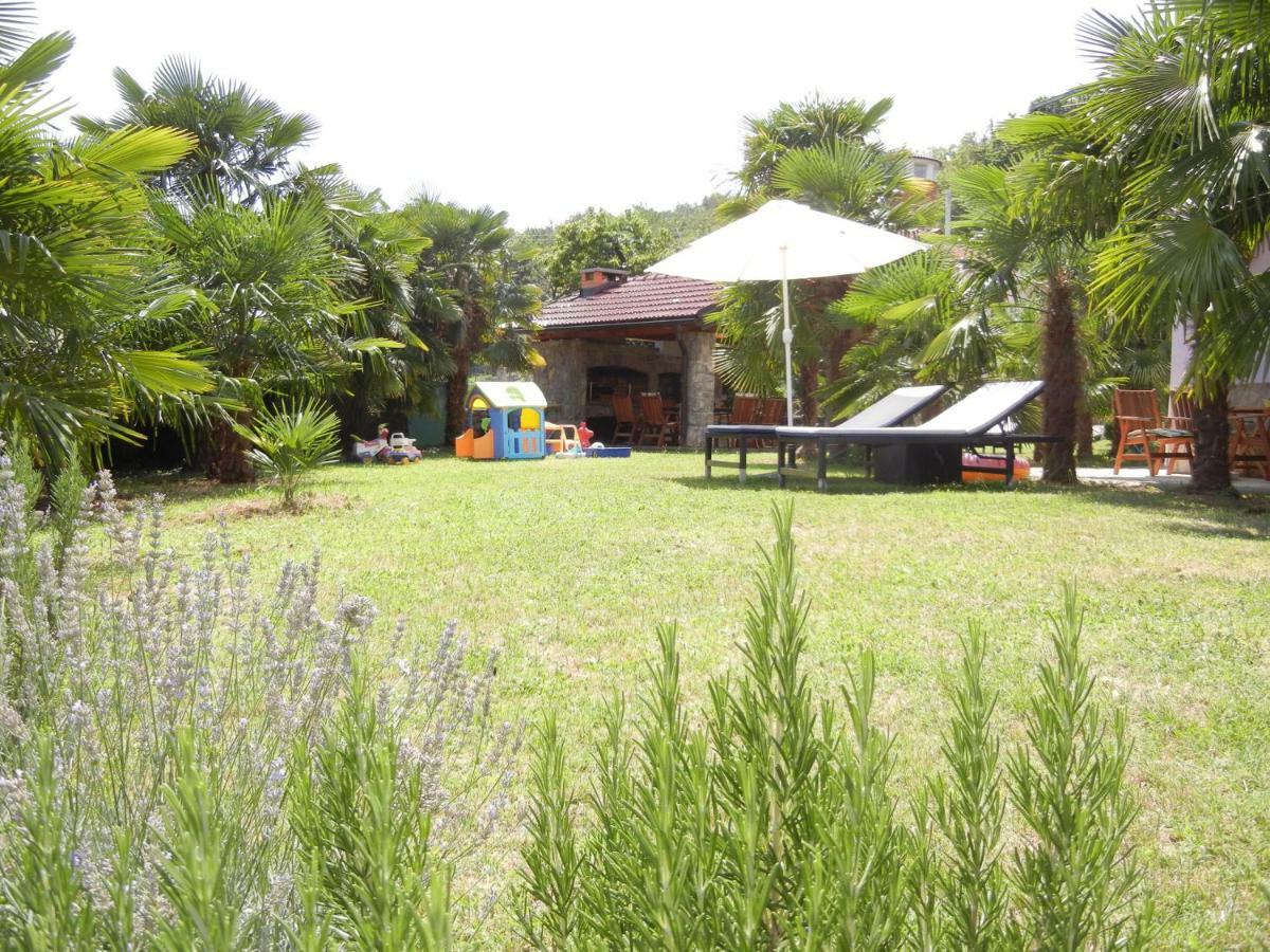 Villa Laurea Lovran Luaran gambar